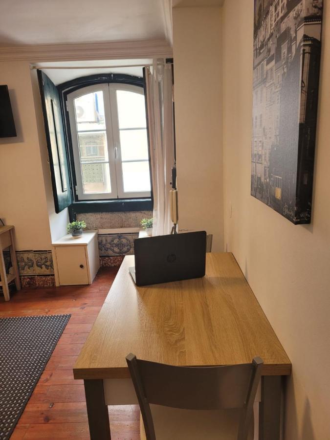 Cozy Estrela Apartment Лиссабон Экстерьер фото